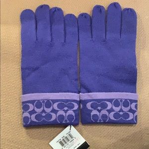 Coach gloves